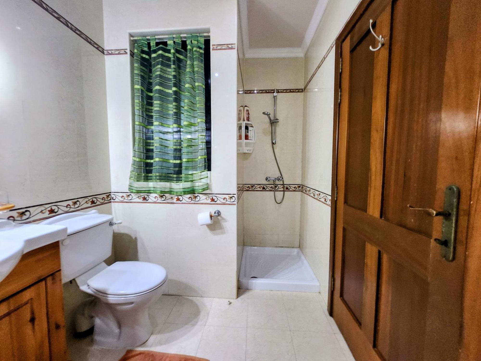 Apartment Seafront - Wifi - Sleeps 6 - Chriscourt Marsaskala